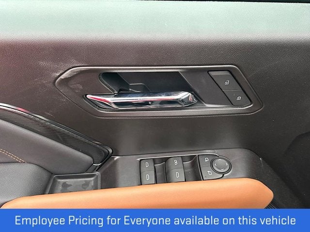 2025 GMC Canyon 4WD AT4