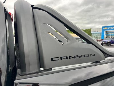 2025 GMC Canyon 4WD AT4