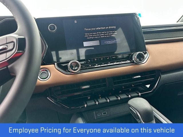 2025 GMC Canyon 4WD AT4