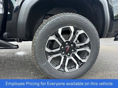 2025 GMC Canyon 4WD AT4