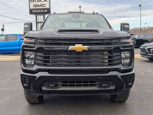 2026 Chevrolet Silverado 2500HD 4WD Crew Cab 159" Custom