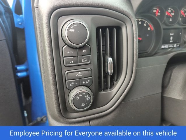 2025 Chevrolet Silverado 1500 4WD Crew Cab 147" Custom