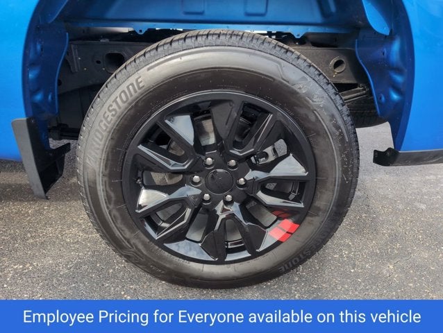 2025 Chevrolet Silverado 1500 4WD Crew Cab 147" Custom